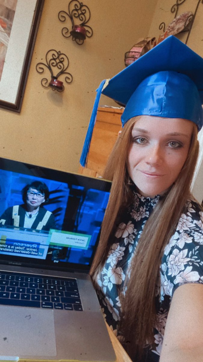 ChelsVern's tweet photo. Happy convocation to all my @RyersonMDM grads!! ππΎ #RUGrad2021 #NextGenCreatives
Tune into our ceremony! https://t.co/oDmi8XoKZM https://t.co/Z4dZaW0dUp