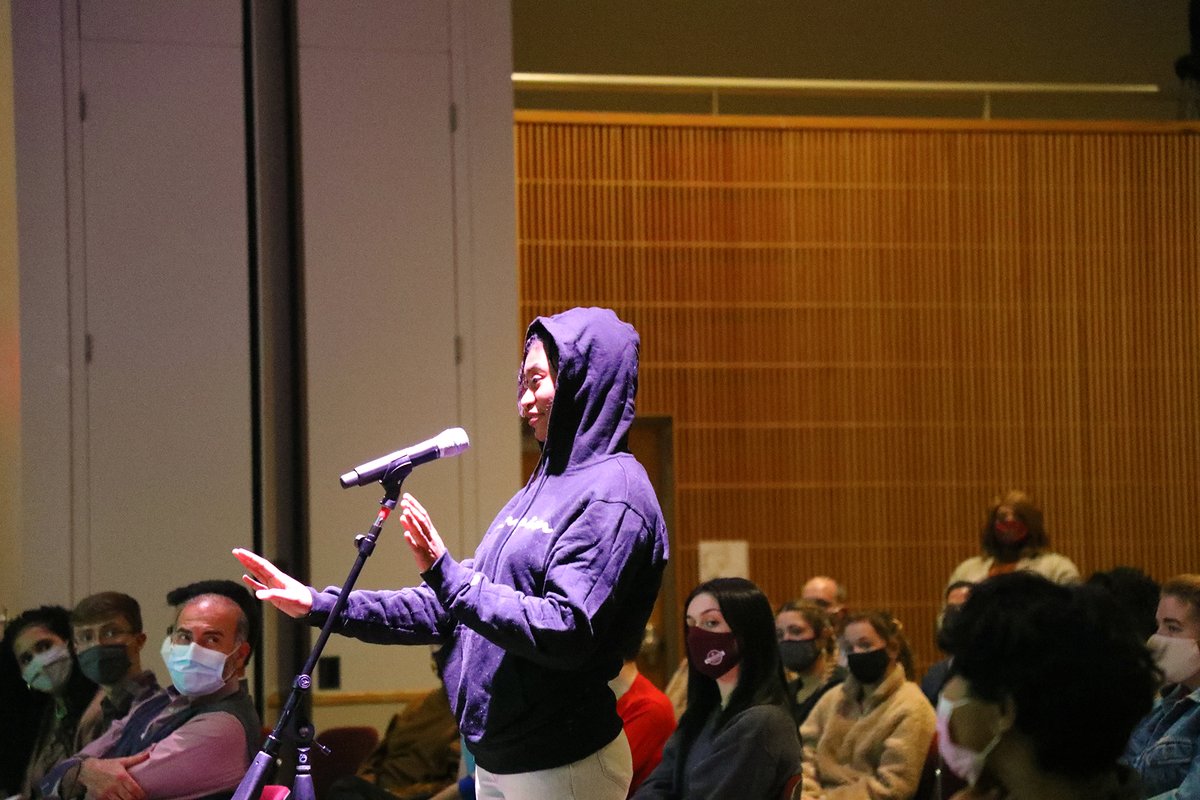 BloomsburgU's tweet photo. No more silence. A conversation on issues of race, diversity, inclusion, and equity on and off campus πβ²πΎ #BeyondTheFountain #NoHateWeek #community π·β‘ https://t.co/HiCQKLT68T https://t.co/GzHEyUw3NF