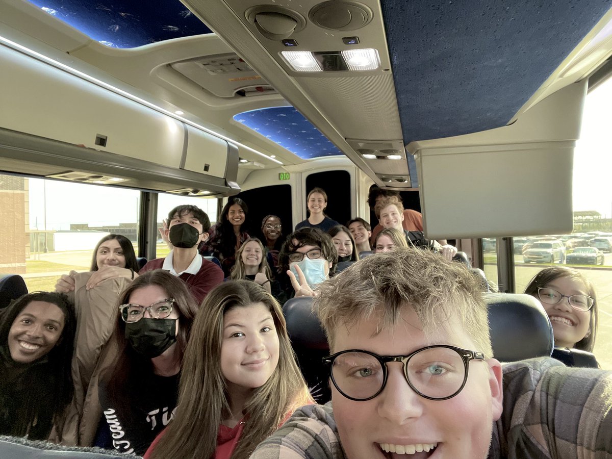 TravisTheatre's tweet photo. Troupe 7186 is ready for TTF2021!!!!! 🐯🎭❤️@THS_Tigers @Texas_Thespians @GETtheHand https://t.co/W1IfgtY2Mn