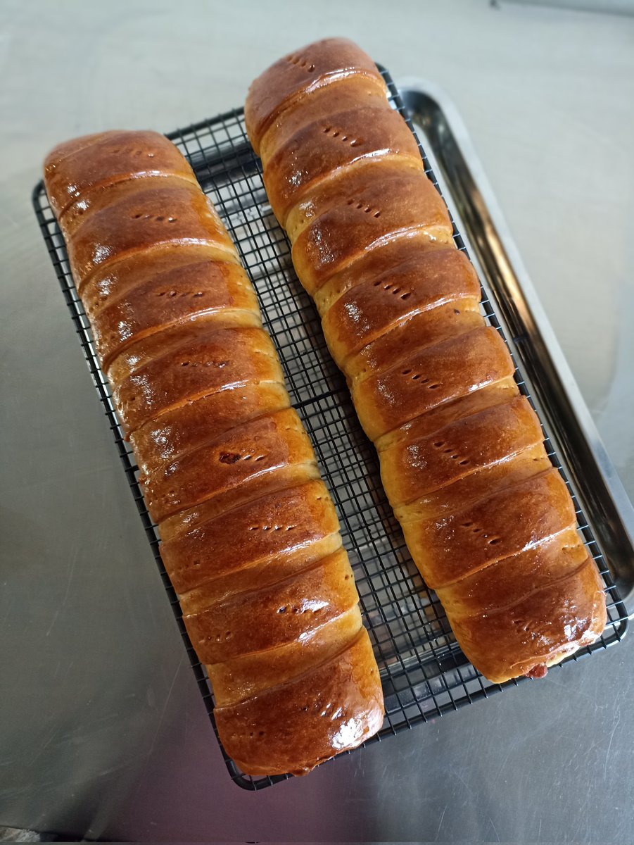 PanacotaFoodB's tweet photo. Bueeeennaaass!! Recuerden q tenemos pancito de Jamón por encargo ¿Dónde? En Santiago ¿En cuánto? 12 lukitas! Ya saben pues! https://t.co/xvibc8qZQT