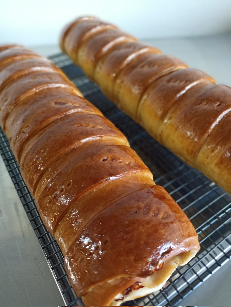 PanacotaFoodB's tweet photo. Bueeeennaaass!! Recuerden q tenemos pancito de Jamón por encargo ¿Dónde? En Santiago ¿En cuánto? 12 lukitas! Ya saben pues! https://t.co/xvibc8qZQT