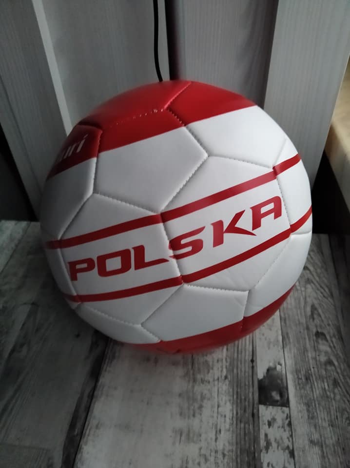 AlanRosenbeiger's tweet photo. Dziękuję Przewodniczącemu Rady Powiatu Mieleckiego Markowi Paprockiemu za dołączenie do akcji Robię to #DlaStali Mielec💪💪 Przewodniczący przekazał na licytację piłkę⚽️ z autografem mieleckiej legendy Grzegorza Laty💪💪Brawo👏👏
Szczegóły: https://t.co/EshCLyb0Ci https://t.co/OPnlciyh94