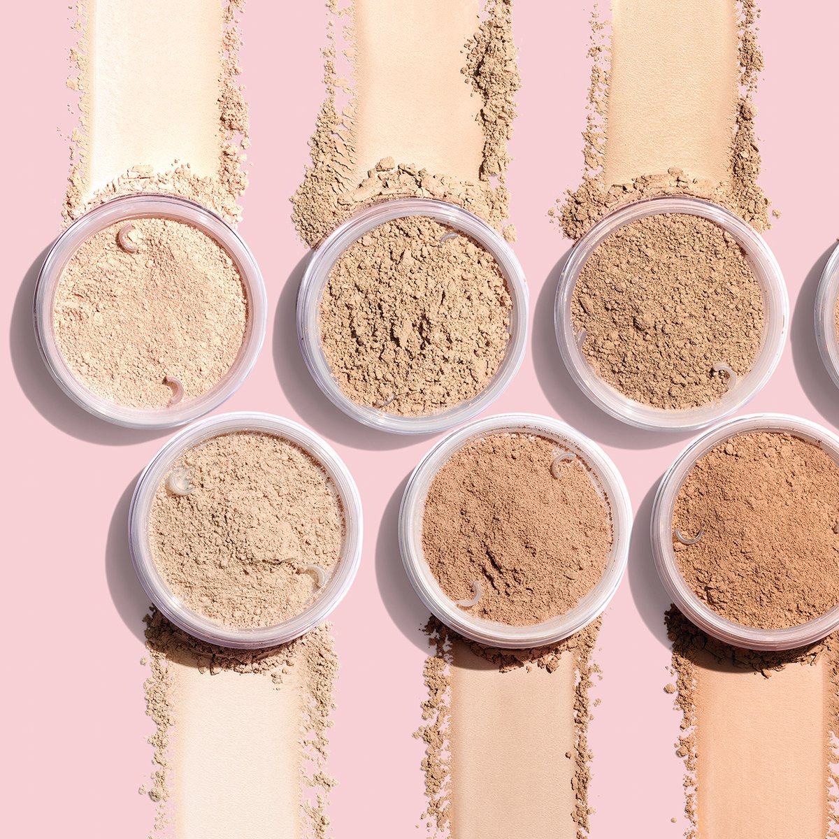MaryKay's tweet image. Ready to make a pow(d)er move? 💪 With NEW! #MaryKay Silky #SettingPowder, you can choose from 12 natural-looking shades designed to match your skin tone seamlessly and create a soft-focus, mattifying effect. bit.ly/3ciamqv