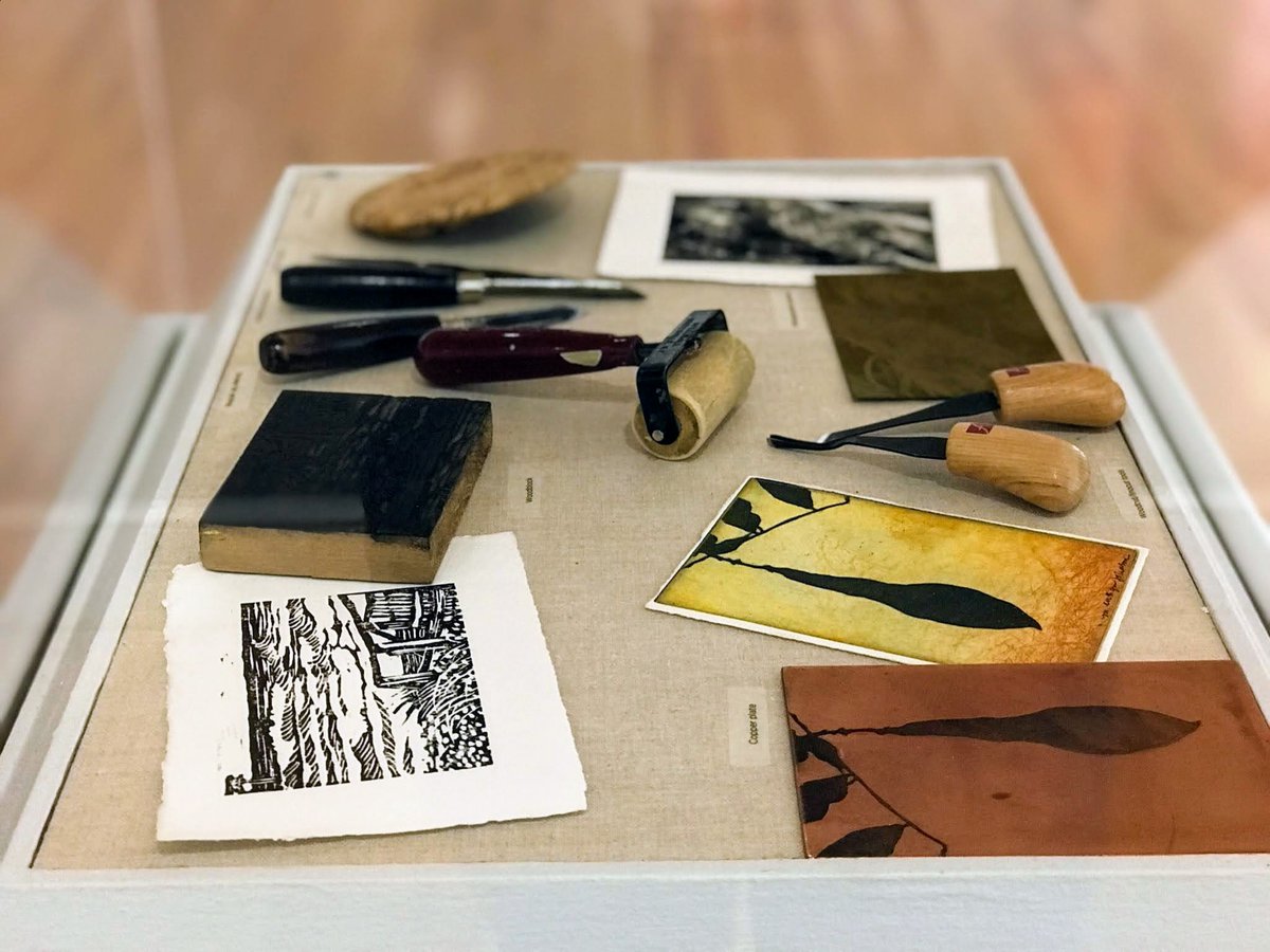 PiedmontArts's tweet photo. "Print/Imprint" features a variety of printing methods—from woodblock and linocut to drypoint, etching + more. In addition to the final works, view an array of the many tools needed to create these different types of prints. On display through Jan. 8. #ExhibitSpotlight https://t.co/GNqBXKKNdR