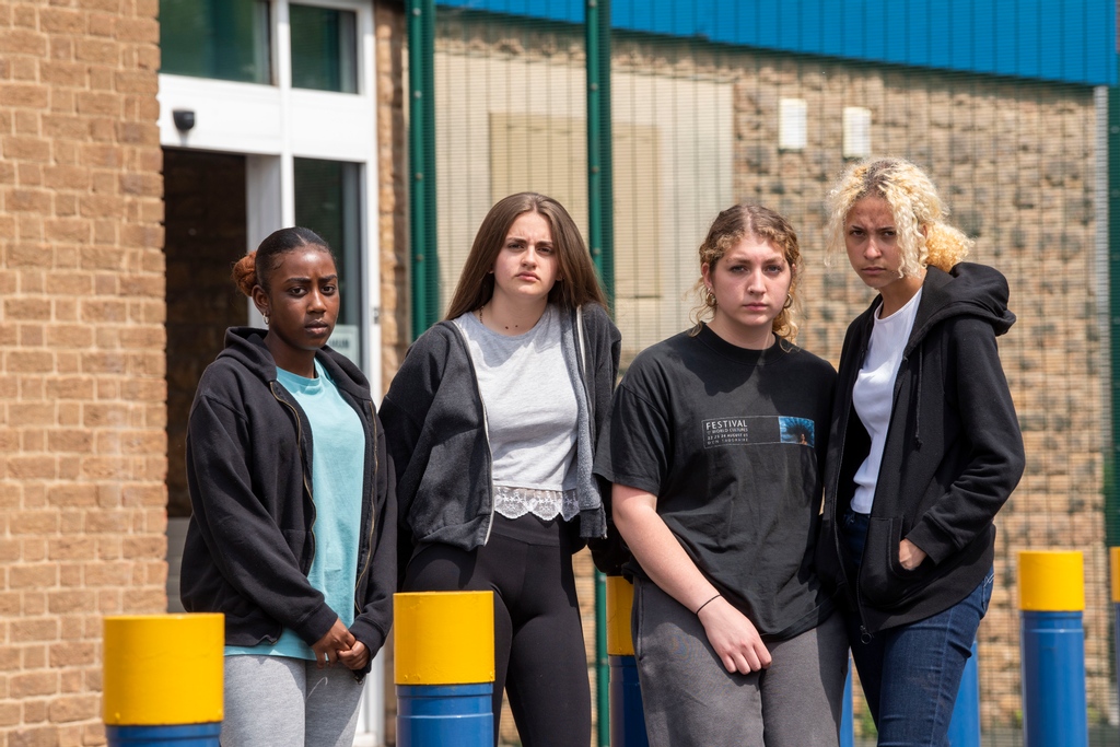 _hashtagng's tweet photo. If you live in Nottingham, are aged 15 - 24 and you have been affected by violence, visit https://t.co/Yl1xTEBmwK.

Here you'll find content you can relate to and advice about services in your area.

Don't suffer in Violence, you do have a choice. #Chooselife #NG #Stopviolence https://t.co/OI4nz2XfHx