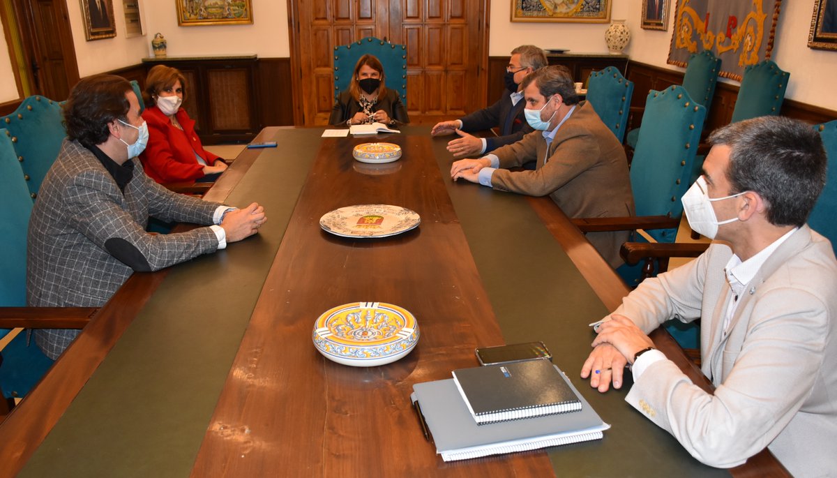 TitaElez's tweet photo. Quiero agradecer el premio que @fedetoempresas ha anunciado que va a entregar al Ayuntamiento de Talavera, en la categoría de Administración Pública, en la XXV edición de sus Galardones Empresariales. https://t.co/n7Fnu0Zp7S