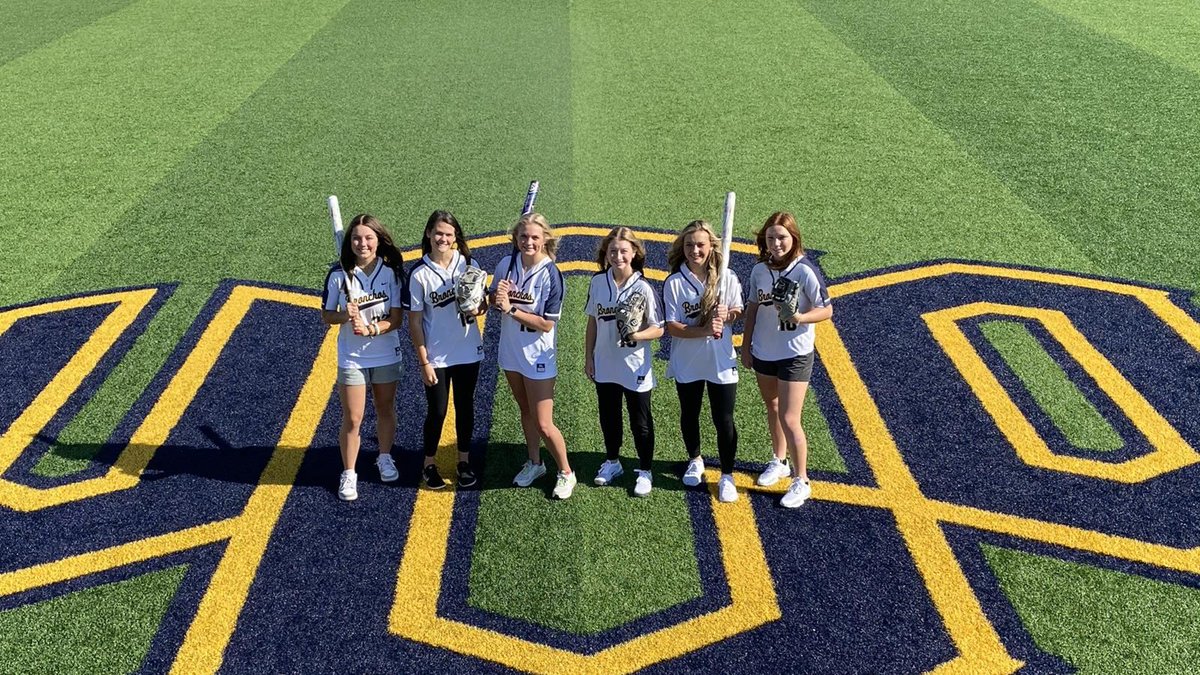 Nice recruiting haul for <a href="/UCOSoftball/">UCOSoftball</a> as the Bronchos signed six high school standouts! bit.ly/3oEBXYU