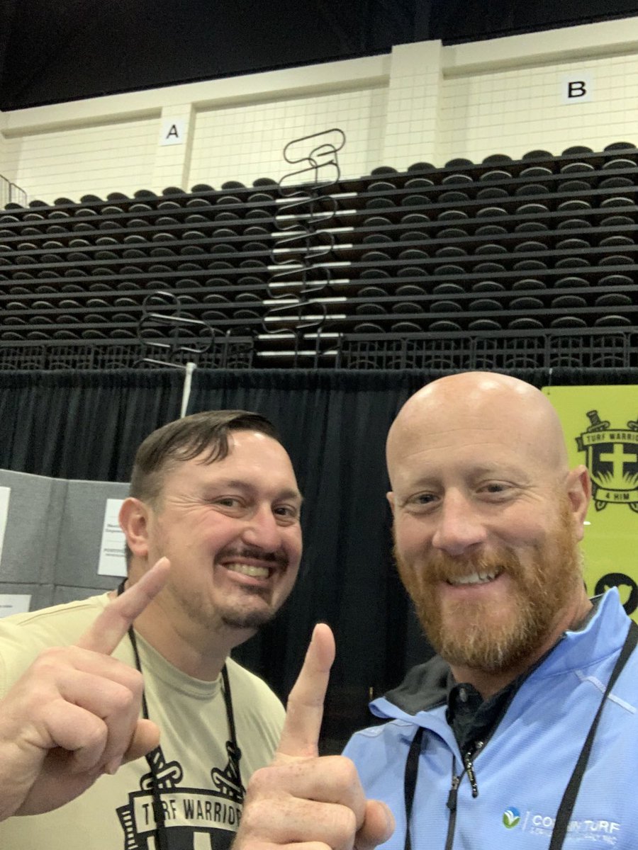 #carolinasshow2021 ⁦<a href="/Corbin_Turf/">Corbin Turf</a>⁩ ⁦<a href="/TurfWarrior4Him/">Turf Warriors 4 Him</a>⁩  Nice getting to meet CJ in person today 😀 stop by the booth he has some cool stuff.
