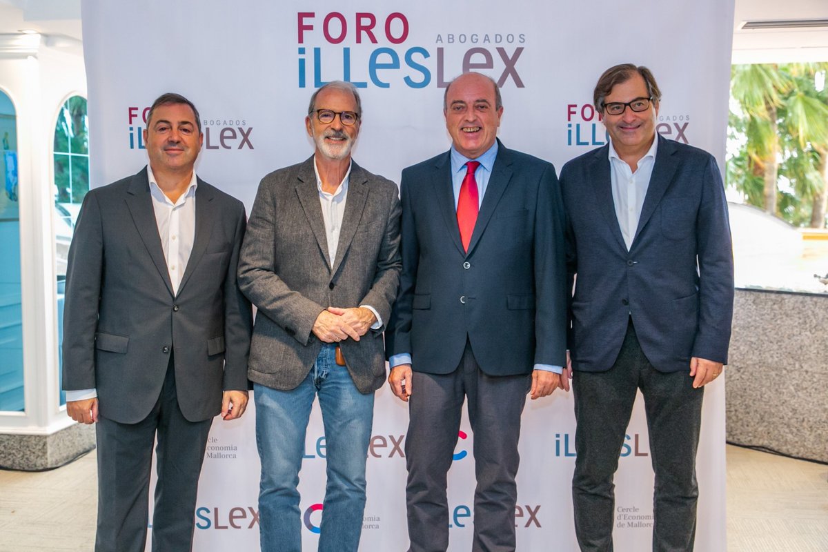 _Itinerem's tweet photo. Ayer se celebró la tercera edición del Foro Illeslex Abogados, que contó como ponente con Tolo Gomila, presidente de la Federación de Vivienda Turística de España. En su intervención explicó la situación actual del sector y su complementariedad con el modelo hotelero tradicional. https://t.co/hKccTCzjr0