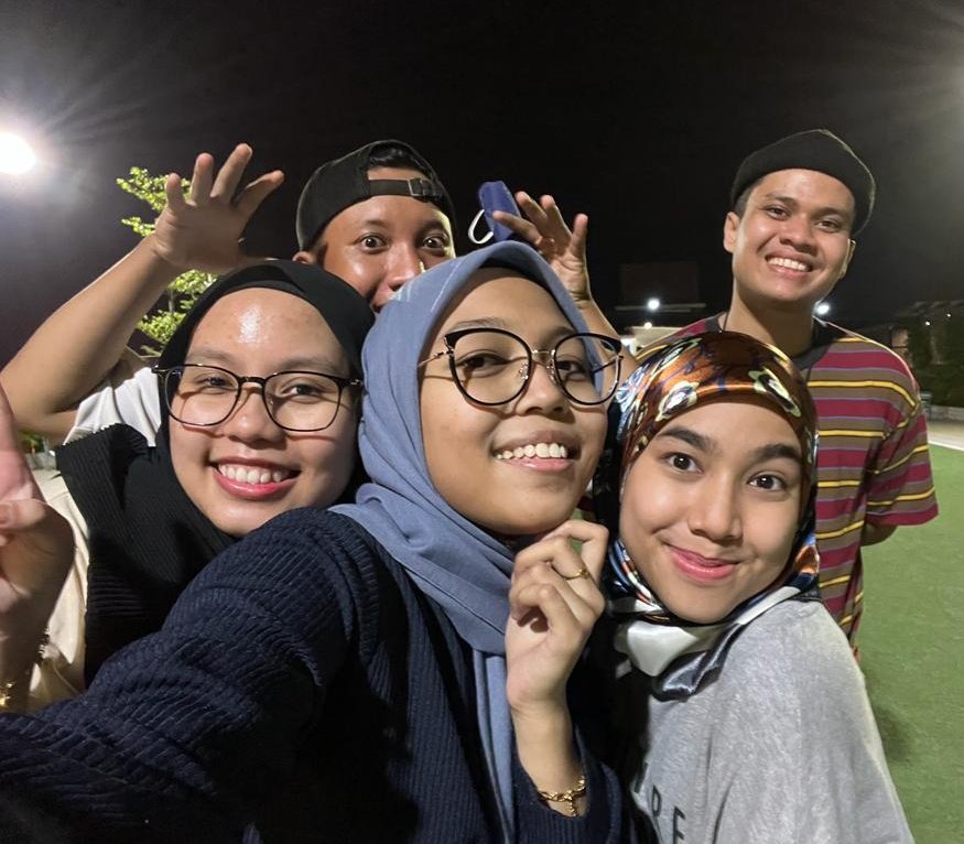 ashhhwilly's tweet photo. Can't believe we made it on last minute plan. The best gathering I could ask for. Thankyou for each of you for this wholesome memories. Can't wait for the next trip. Too much photo but I found the best one😁 #happiest #mysmallfamily https://t.co/JDntYBWUzo