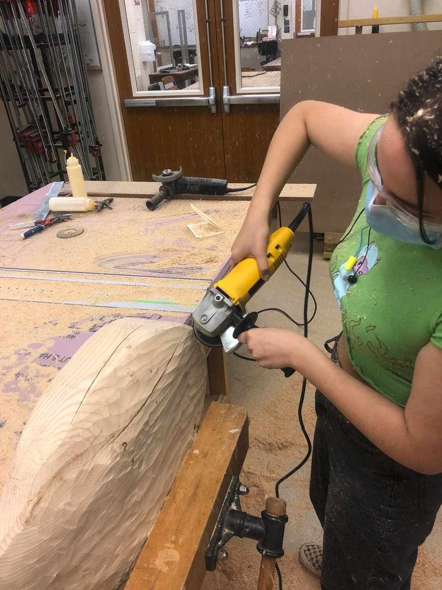 ArtsHofstra's tweet photo. Today we have Roskin’s Fa 71 furniture design class with Kelly Elkowitz on the throttle!
#hofstrafinearts #hofstrafineartsdepartment #hofstra #hofstrauniversity #hclas #studentwork #furniture #furnituredesign https://t.co/CeGnrWP14o