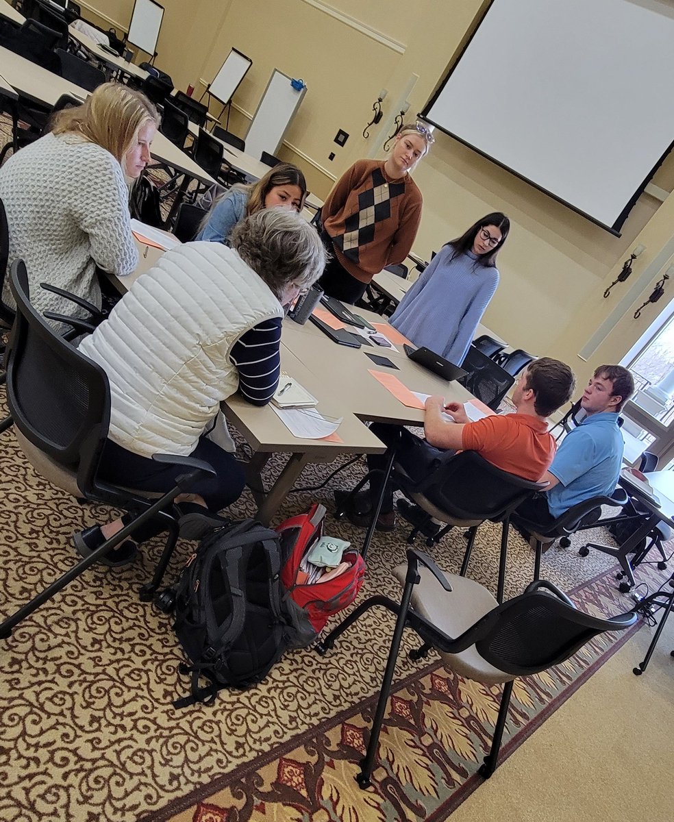 CF_CAPS's tweet photo. Volunteer Pitch Competition training in full force @CentralRivers today. Associates pitching their nonprofit organization and getting #Feedback from their peers. Tons of #professionalskill development from all involved.
#PersuasionPitch
@HawkeyeCollege https://t.co/hh4Rc9IL8N