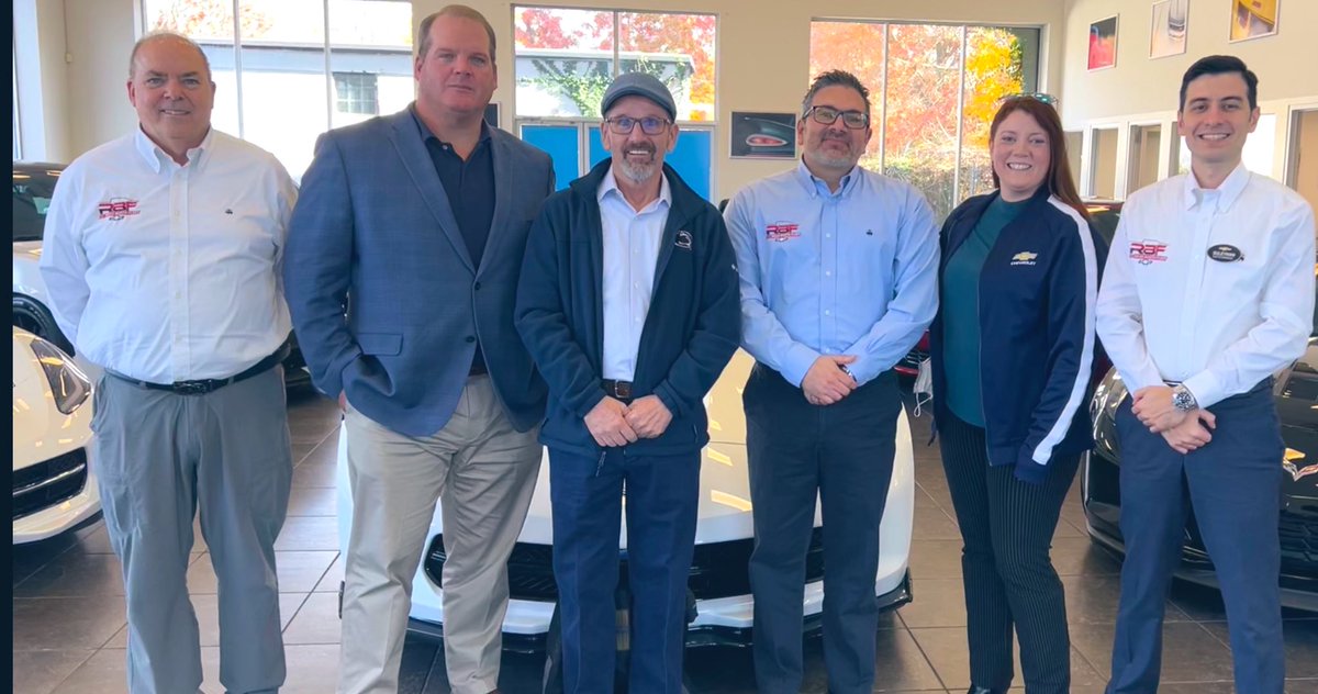 suleymau5's tweet photo. Just completed a training program with legendary instructor Bob Mick and our District Manager Adam. Growing stronger every year! @rockbustofleet #RockBustoFleet #Chevrolet #Chevy #ChevyTrucks #GeneralMotors #GM #LongIsland #NY #NewYork #chevroletofsmithtown #TantilloAutoGroup https://t.co/lG2vRLFCCW