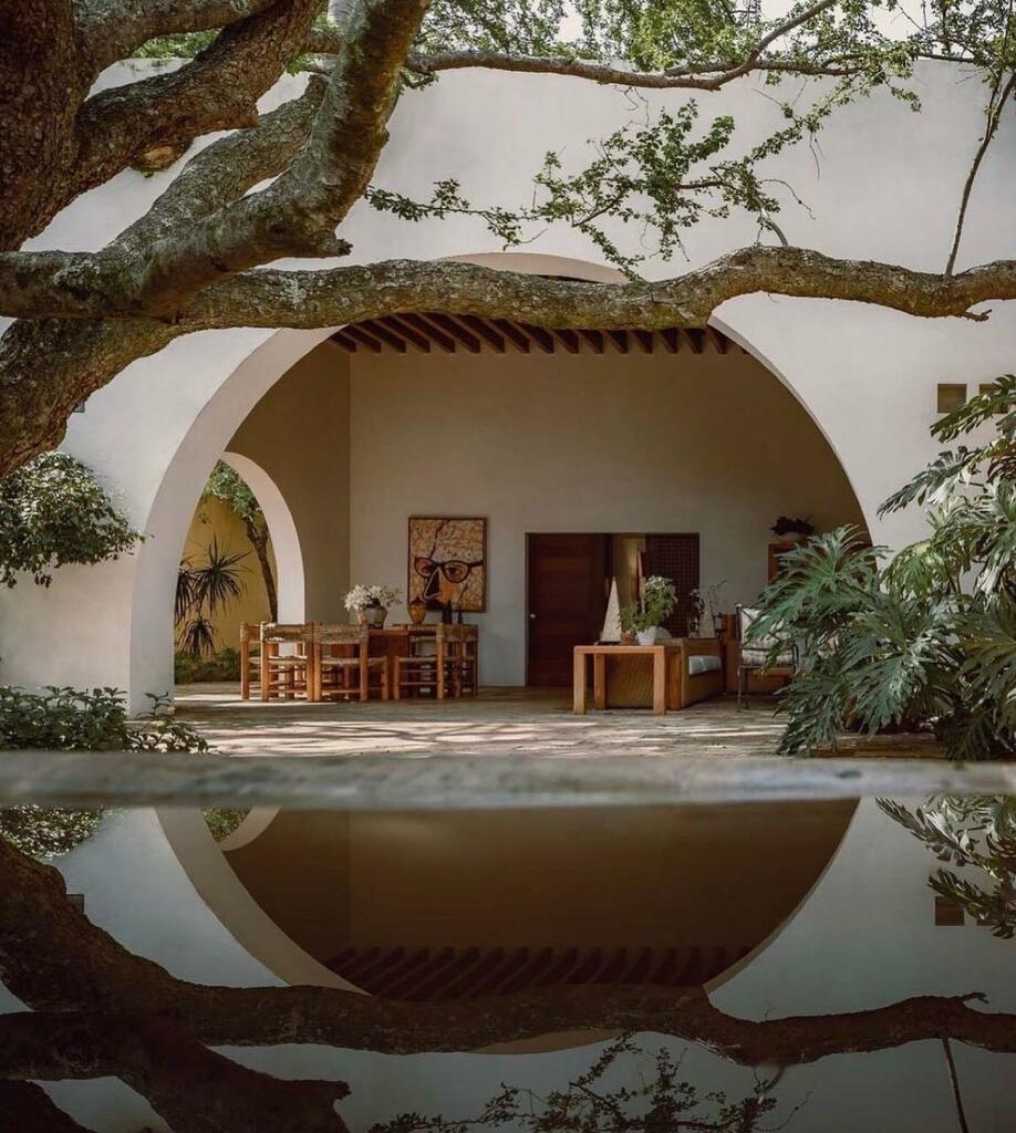 “Go in the direction of where your peace is coming from.”

― C. JoyBell C.

Casa Padilla by <a href="/arqhugogonzalez/">ARQ. HUGO GONZALEZ</a> 
Photograph by @cesarbejarstudio 

🤍

.
.
.
.
.
.
.
#hugogonzalez #inspiration #inspiredbynature #architecture #interior #interiordesign #vintageinterior #psychedelic…