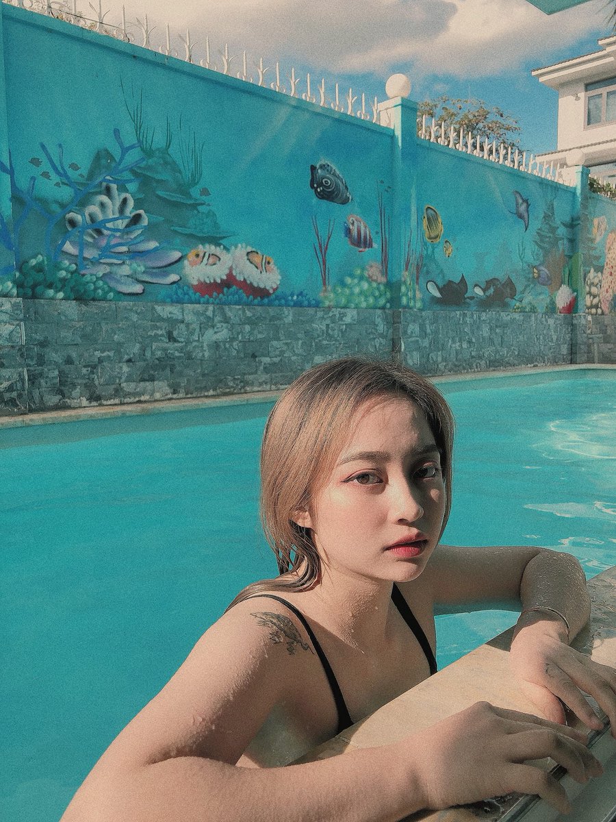 Refugio Byrom tweet media