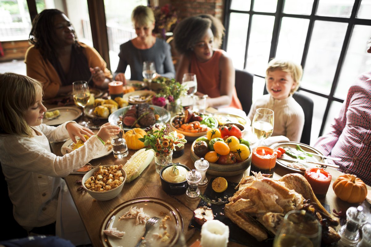 USDAFoodSafety's tweet photo. Thanksgiving is just days away and for those worried about preparing this special meal, don’t worry, USDA is here to help. Here are some quick tips to stay #foodsafe: https://t.co/fnqgPKtQbb https://t.co/QcUlQRh3TI