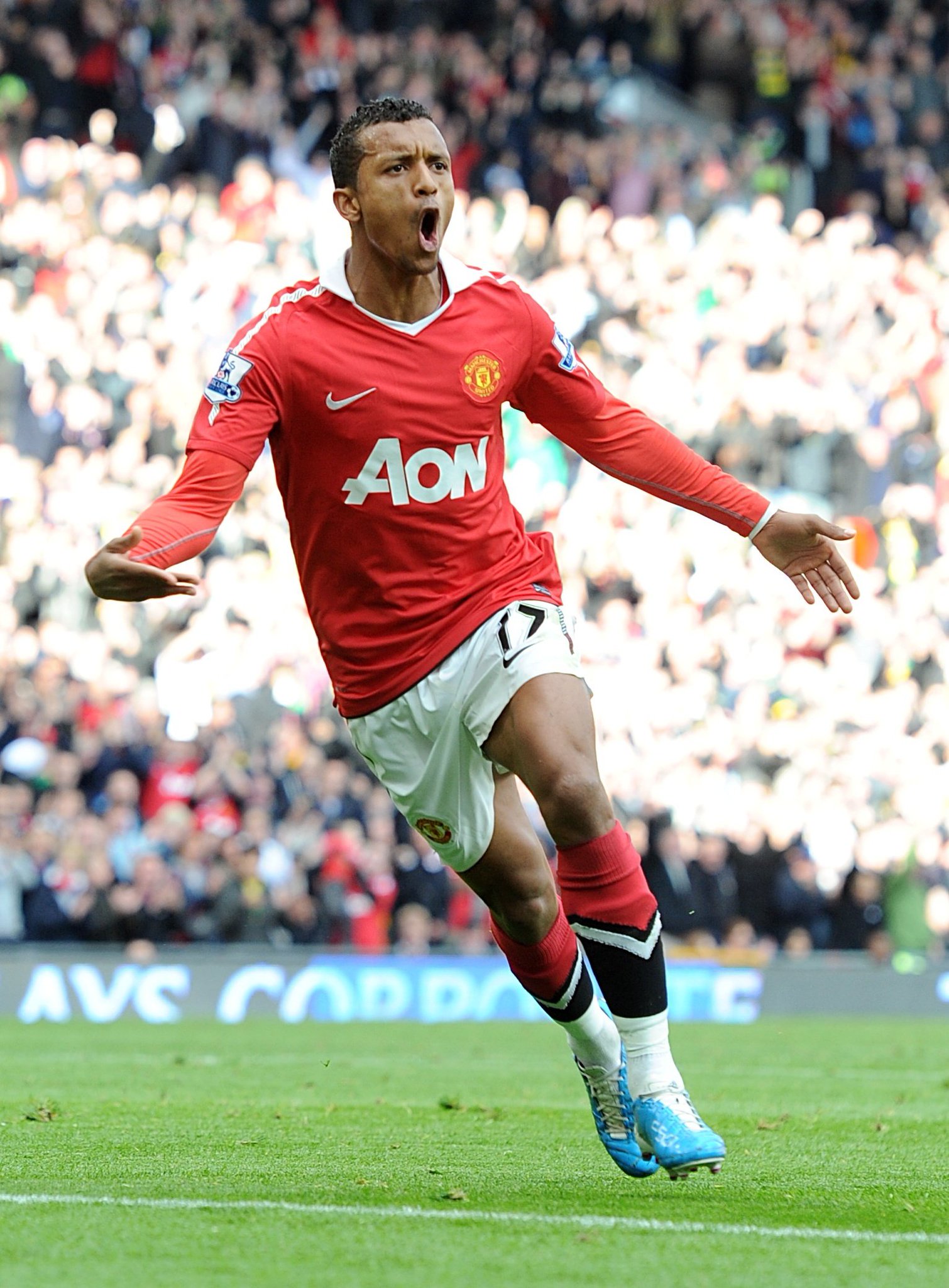 Happy 35th Birthday, Luis Nani!  230 Apps 40 Goals  74 Assists

Fan favorite at Old Trafford 