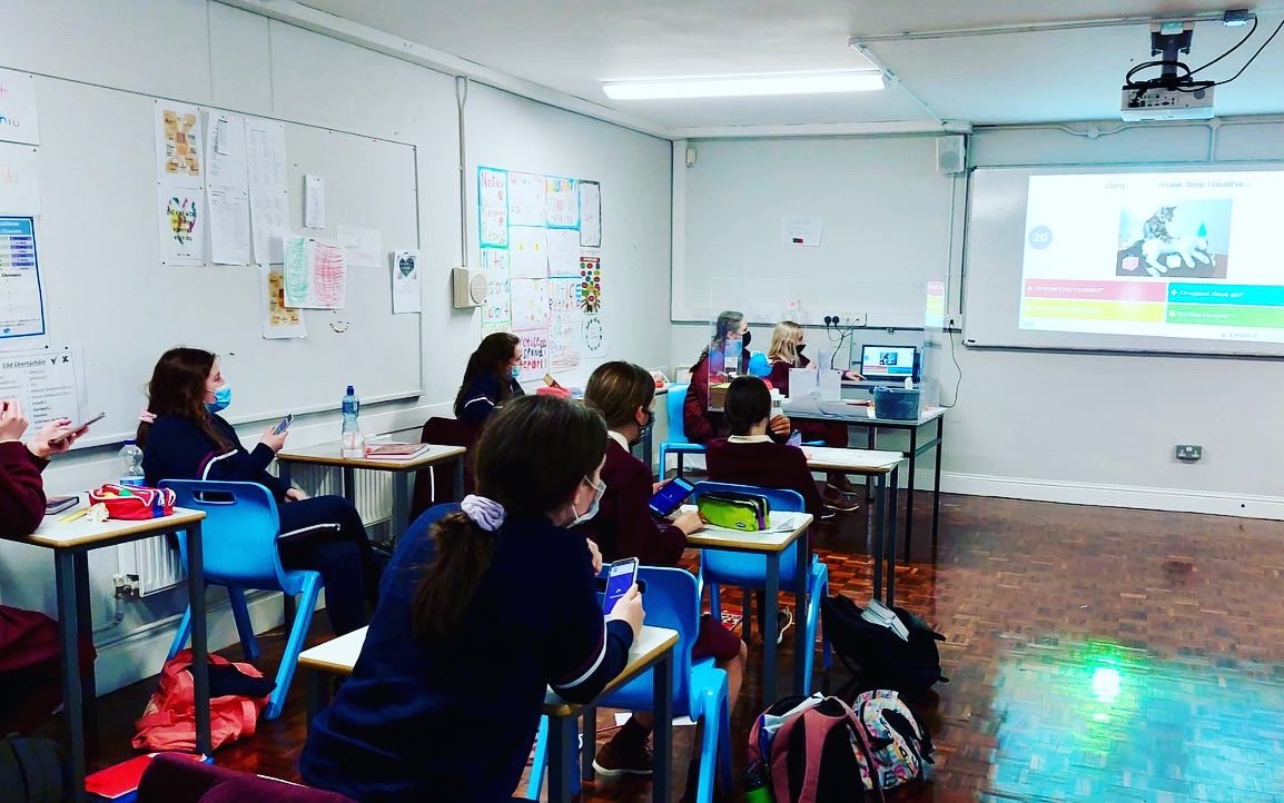 PresThurles's tweet photo. Today, all of our 1st Year students participated in an Anti-Bullying Kahoot Quiz to raise awareness during our ‘No to Bullying/Inclusivity Week’ here in Presentation Thurles. Our Quiz Winners in 1st Year are pictured in the final photo😃🎉 https://t.co/cEdXdDC85g