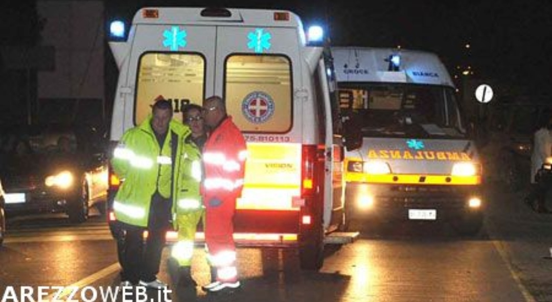 ArezzoInforma's tweet image. Incidente mortale, perde la vita un 49enne
tinyurl.com/yh55eada 
#49enne #Badiola #Incidente_mortale #Montevarchi #Valdarno #notiziearezzo #ultimenotizie #arezzoweb
