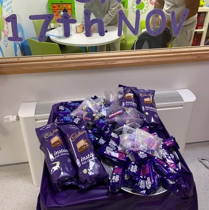 Continuing the celebrations of World Prematurity Day at @NeonatalBTHFT @BTHFTMaternity. It’s all things purple on the unit today 💜👶🏻💜👶🏻

#WorldPrematurityDay 
#WorldPrematurityDay2021 
#NeonatalNursing 
#1in10 

@NeonatalBTHFT 
@BTHFTMaternity 
@BTHFT