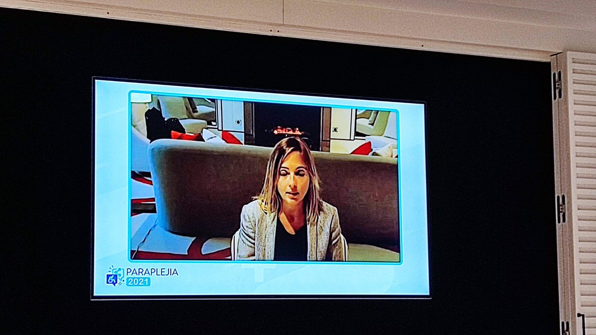 infermeriaIG's tweet photo. Mesa “continuidad asistencial en pacientes con #lesiónmedular” moderada por nuestra directora enfermera @elenahp21 en Simposio de @_aselme 

Gracias @nursingbcn @MireiaComin y Ana Herraiz https://t.co/49wCVGuvxo