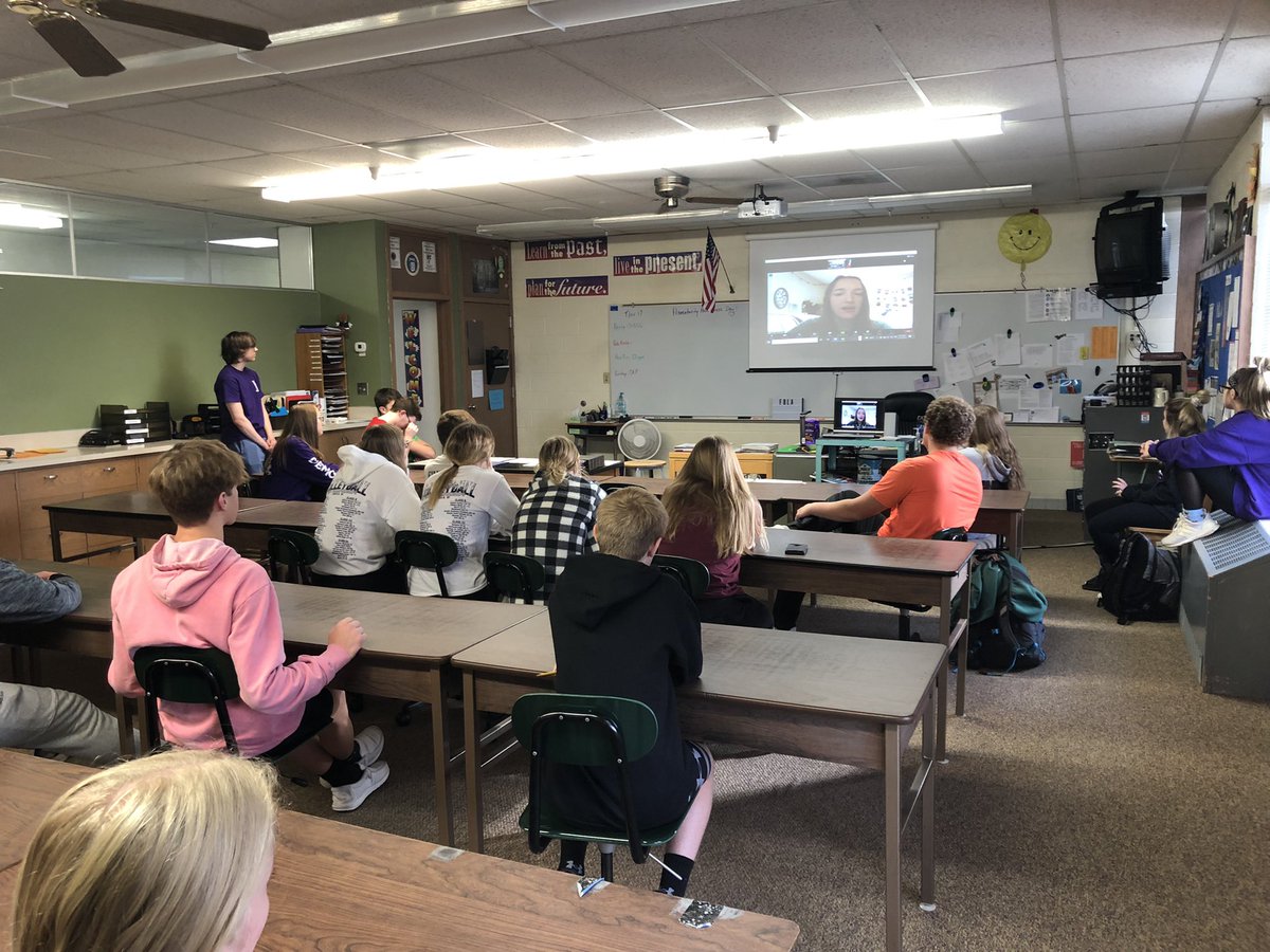 SyracuseFBLA's tweet photo. To help celebrate Prematurity Awareness Day, @megan_wallman spoke at the chapter meeting about her experiences with the March of Dimes. @sdarockets @NebraskaFBLA #MarchofDimes https://t.co/OOv7tJ5uEw