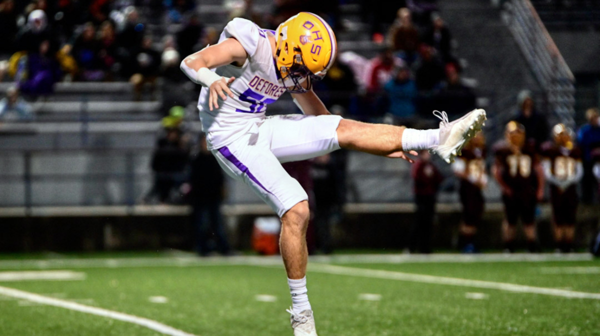 TravisBOUND's tweet photo. Tyler Ebel of DeForest selected to receive 2021 Kevin Stemke Award as top senior punter or kicker in the state

https://t.co/JaEO955tSK #wisfb https://t.co/gWeNSclJl6