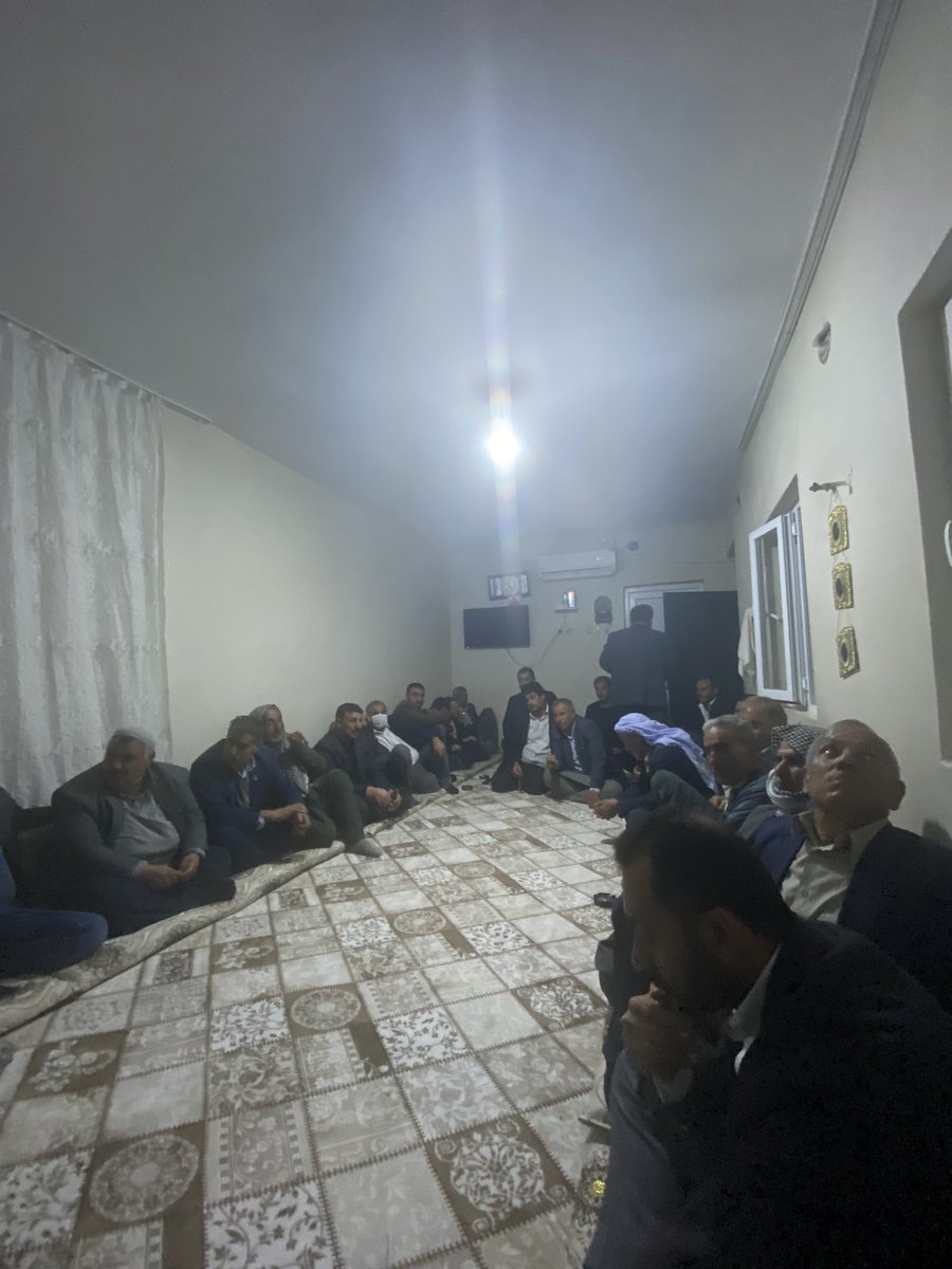 KarakopruyeDEVA's tweet photo. Kırsal ziyaretlerimiz devam ediyor. Karaköprüye bağlı Bozköy  kırsal mahallemizde Reşat Akkuş ev sahipliğinde parti çalışmalarımız aralıksız sürmektedir.Deva ya olan ilgi her geçen gün çığ gibi büyüyor … @alibabacan @emin_ekmen @EssumAslan @avsabriyetim @dogasanlioglu https://t.co/M1Y2dETUyl