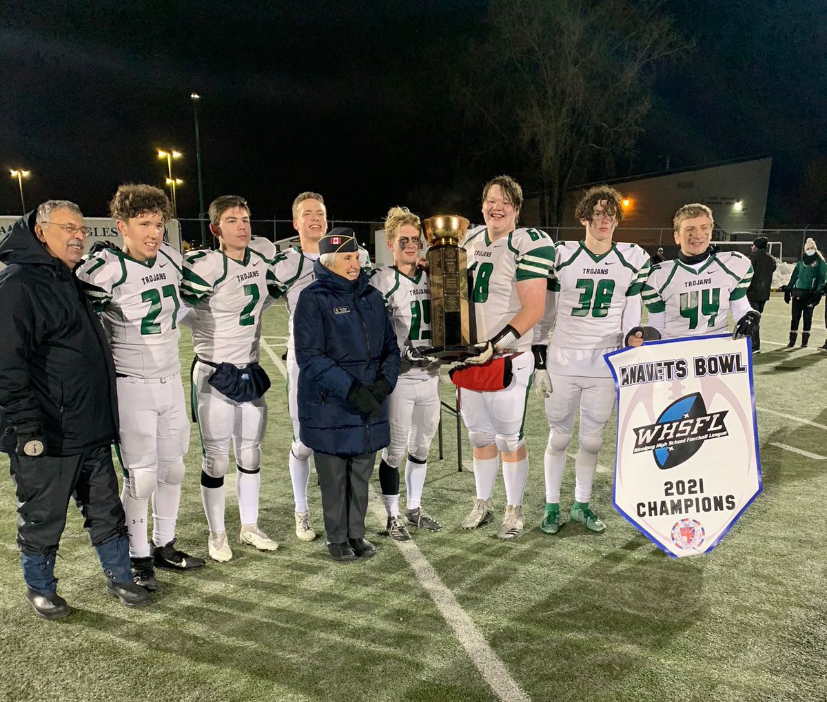So Proud of our 2021 ANAVETS Bowl Champions!
A fantastic group of young men!
Thanks to all our Coaches, Support Staff &amp; Parents for a Tremendous Season, in helping this team achieve their Final Goal!
‘Virtus et Honor’
<a href="/icvmcwpg/">ICVMC - Wpg</a>
<a href="/PembinaTrails/">Pembina Trails SD</a>
<a href="/The_WHSFL/">The WHSFL</a>
<a href="/fbmanitoba/">Football Manitoba</a>
<a href="/chatfootball/">CanadaFootballChat</a>