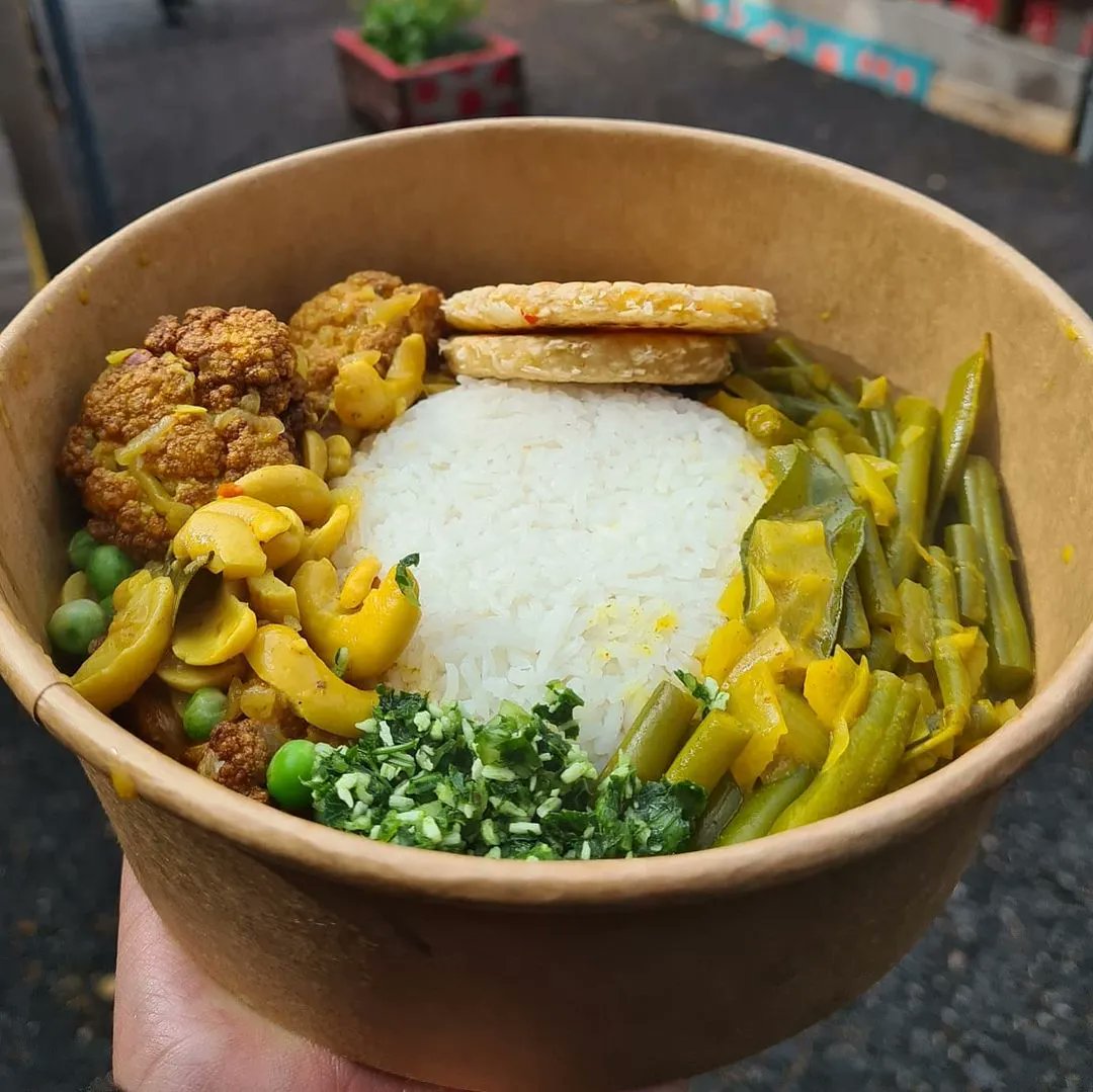 We'll have <a href="/ArchchiS/">archchis</a> back with us this Friday, serving up some of the hearty and healthy Sri Lankan dishes which netted them a win at this year's <a href="/BritStreetFood/">British Street Food</a> awards.

They'll be serving from 5pm - just head to Levy and follow the foodie smells.

levymarket.com/november-night…