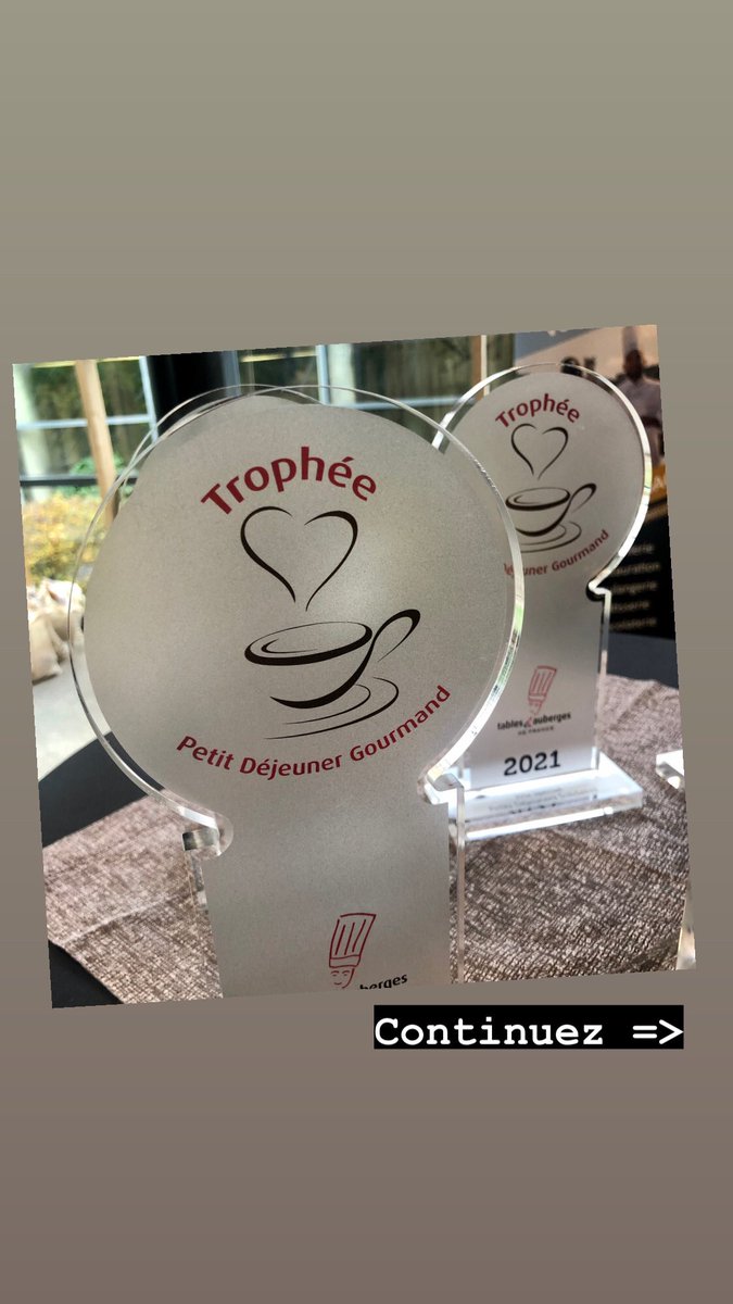 YsaLevasseur's tweet photo. Aujourd’hui c’était la 4eme édition du #petitdejeunergourmand #tropheepetitdejeunergourmand où j’étais jury (et jury dégustation 😋) et très bien entourée @slayani @ggomez_chef @OlivierBellin https://t.co/HqQWvP8kmL