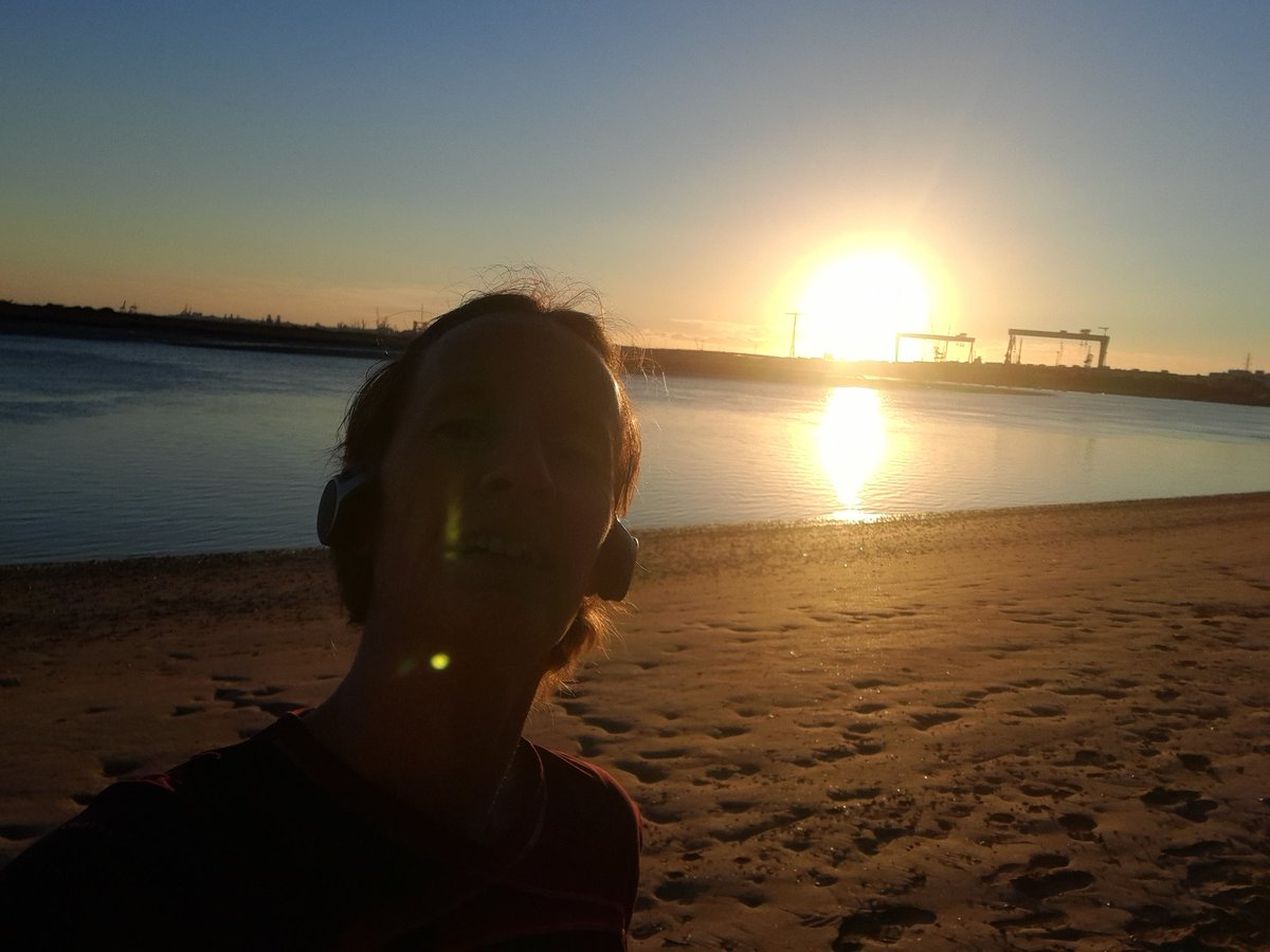 Debofer36's tweet image. Chin pum