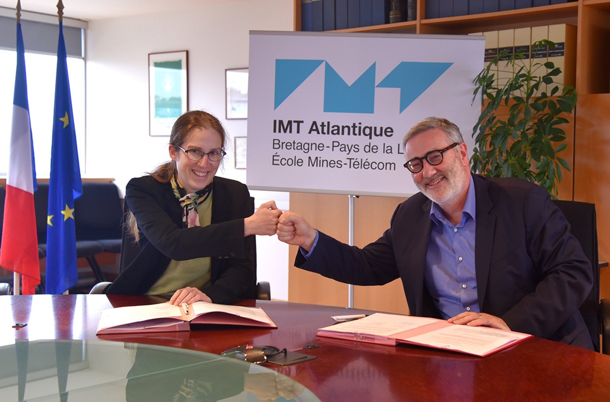 RennesSB's tweet photo. 📜#Rennes_SB et @IMTAtlantique signent un accord de double-diplôme en #ingénierie et #management, véritable atout pour l'insertion professionnelle de nos étudiants. https://t.co/iIG6ZYrHaH