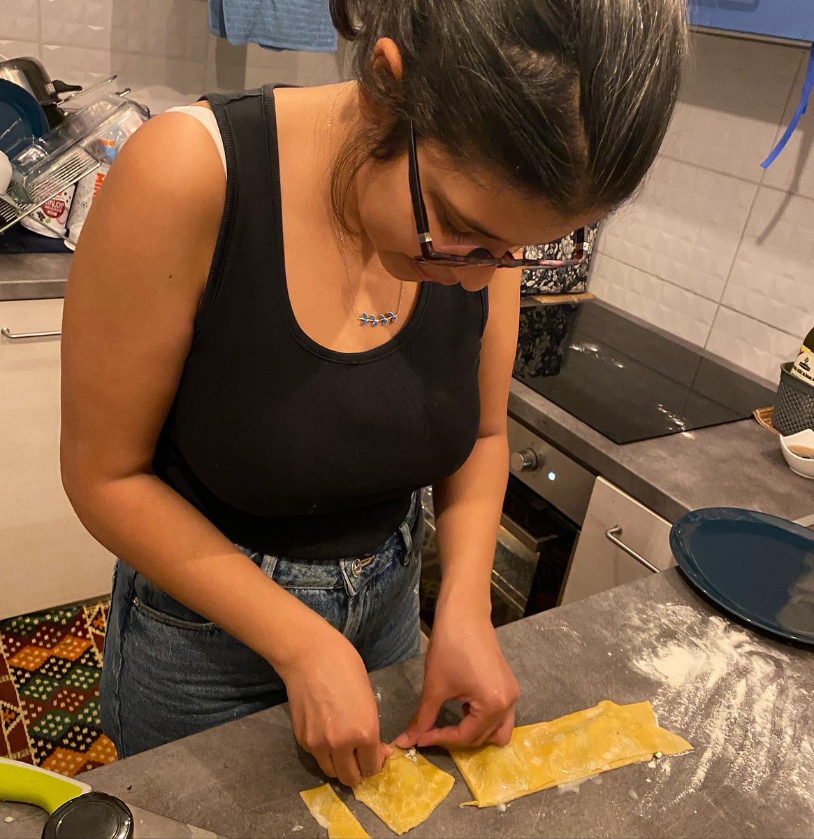 MennaOmaar's tweet image. In my natural habitat. #BacktoTheKitchen 🤍