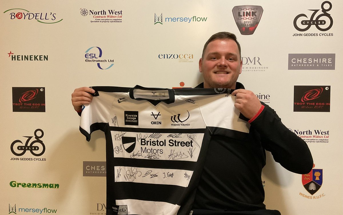 Everyone at Widnes RUFC would like to thank <a href="/WidnesRL/">Widnes Vikings</a> for organising a signed shirt that our open age will be raffling off in the coming weeks, All money raised will be going to this years open age tour. #localsupportinglocal 🔴⚫️🏉