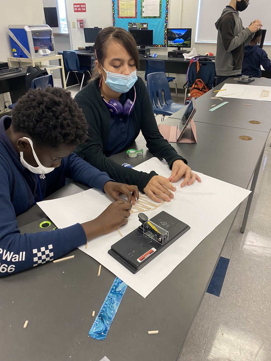 stem_jfk's tweet photo. Designing and building balsa wood bridges. @stem_jfk @STEAMDesignated @CostaDevito @1pamtaylor @jfkffa @JFK_Middle https://t.co/tAVS4CnfLT
