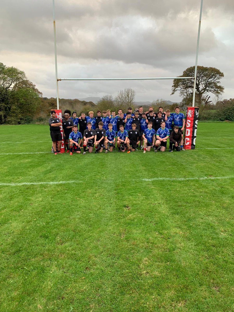 MrlycettPE's tweet photo. Always good to have new players blooded and to play so well. 
Six debuts today. Sterling effort &amp; some entertaining stuff on the paddock to, always intent to play and entertain. #SDCon3

#bemoreFijji #rugby #jouer #schoolsport #playitwide 

@RGCNews @WRU_Community @NextGenXV https://t.co/b1X2TQ0y8k