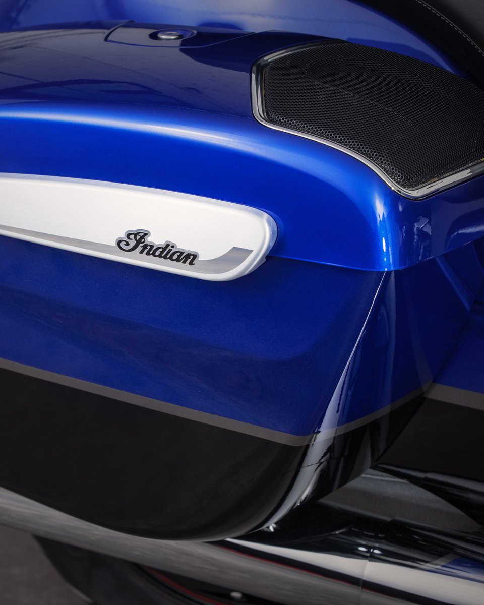 indianmotocycle's tweet photo. Ride like royalty with new accessories for the #IndianChallenger like the Premium Rogue Heated Seat.

Explore this build and shop the Holiday Sales Event at https://t.co/1i7EGOYrIp

#indianmotorcycle #ChallengerLimited https://t.co/IH4zlAto2D