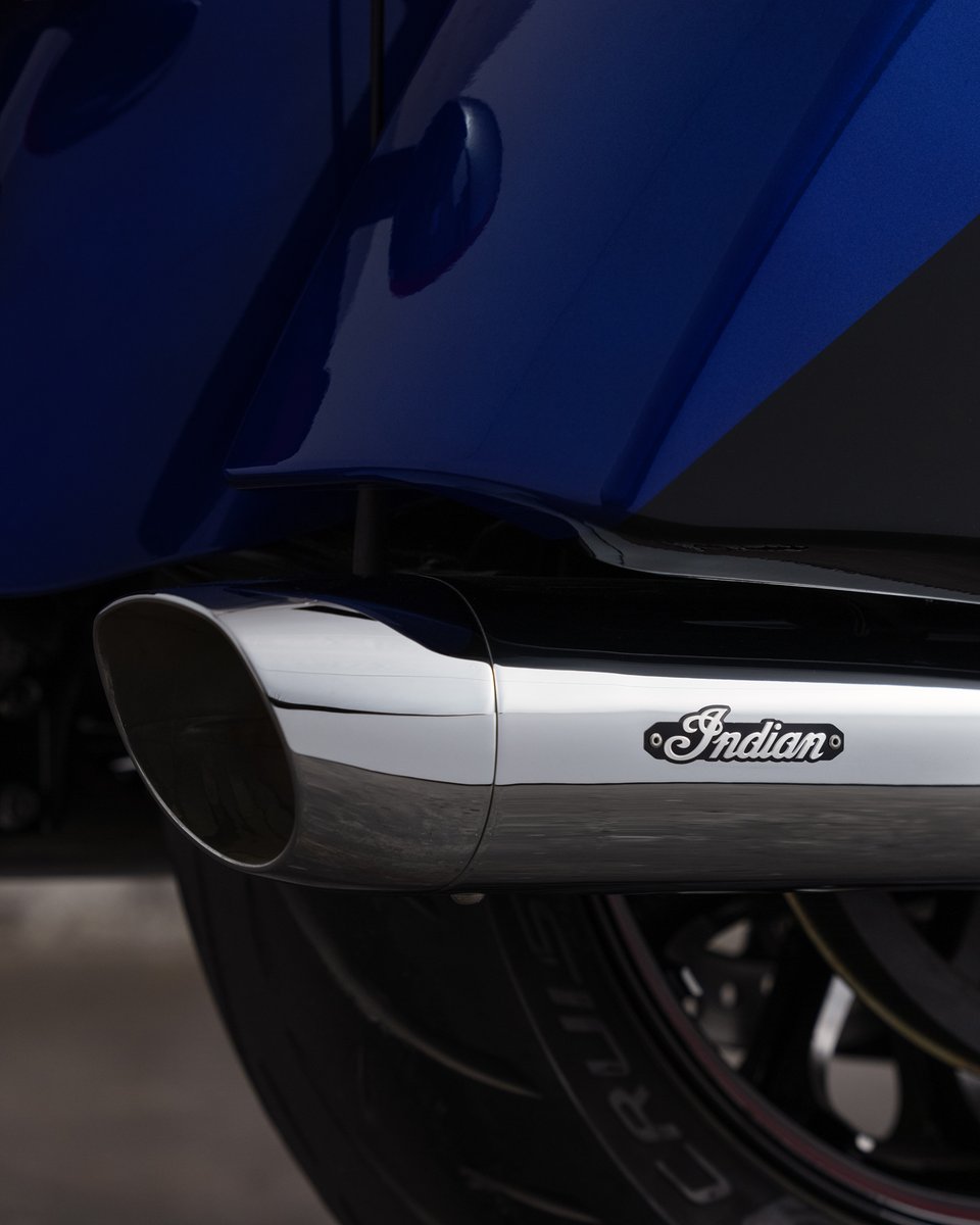 indianmotocycle's tweet photo. Ride like royalty with new accessories for the #IndianChallenger like the Premium Rogue Heated Seat.

Explore this build and shop the Holiday Sales Event at https://t.co/1i7EGOYrIp

#indianmotorcycle #ChallengerLimited https://t.co/IH4zlAto2D
