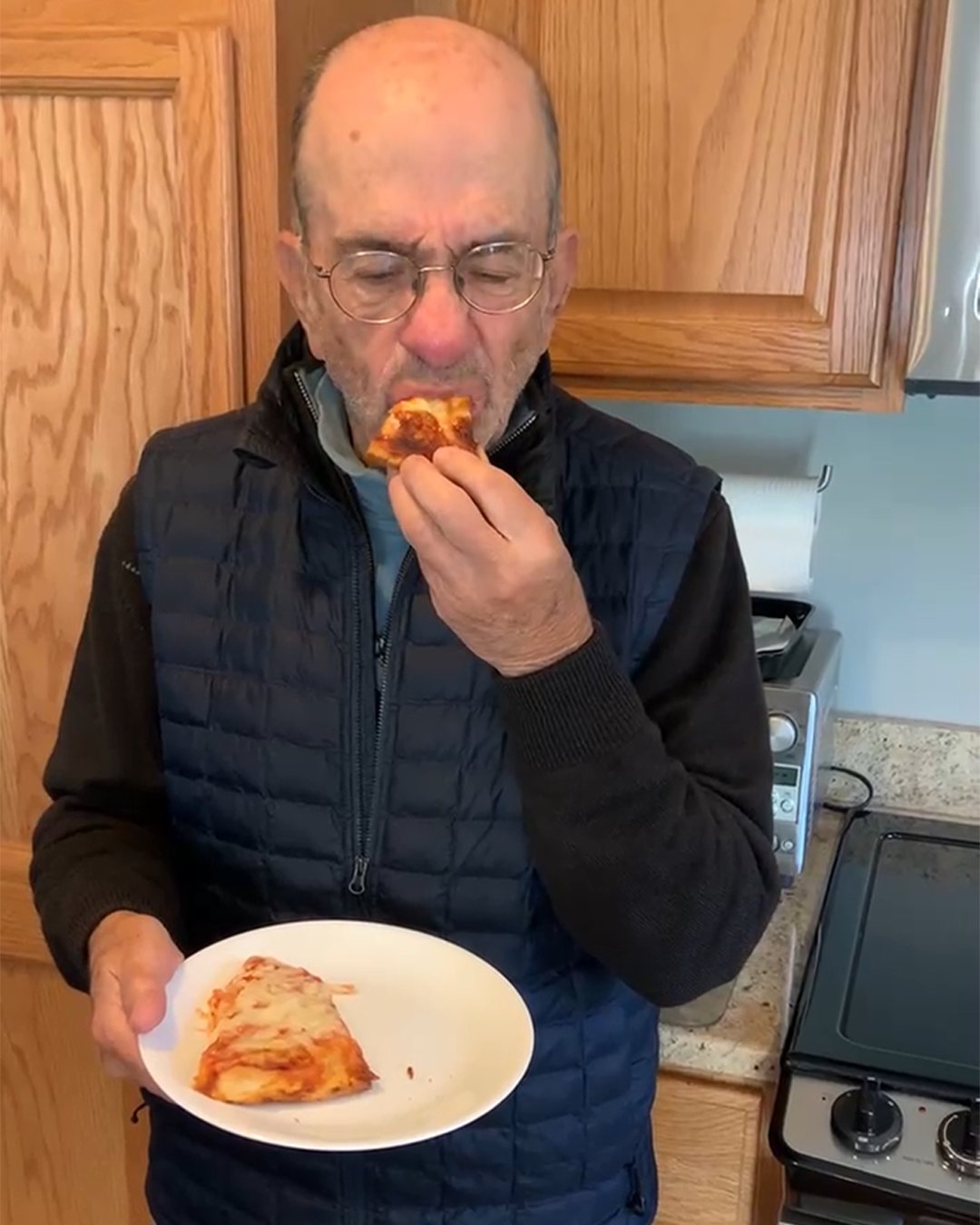 Barstool Sports on Twitter "Mr. Portnoy's Frozen Pizza Review One Bite Pizza https//t.co