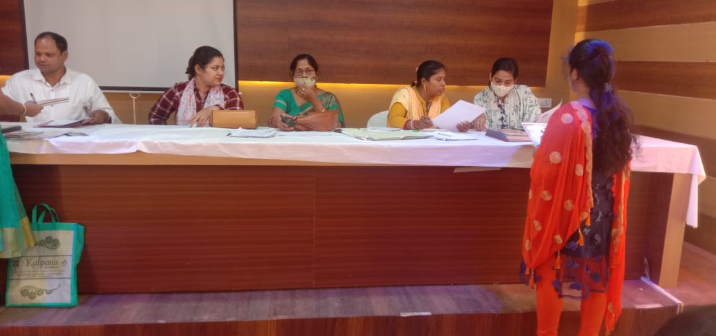 ChandbaliI's tweet photo. Documents verification of SHGs for BCA in chandbali-I ICDS project @DM_Bhadrak @BhadrakDswo @DPMU_MS_Bhadrak https://t.co/Qz3dvAyOlr