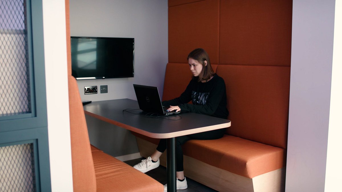 DPSGamesStudio's tweet photo. The deli isn't the only impromptu breakout area. With booths around the office, there's always space for a quick chat or a change of scene. #playiseverything #gamedev #hiring https://t.co/JeXHcYK4VZ