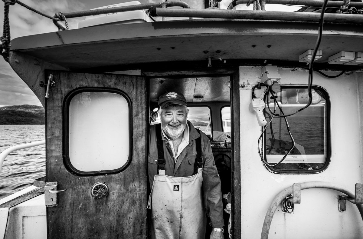 EU_MARE's tweet photo. Today is #WorldFisheriesDay 🐟
We should say this more often: a big THANK YOU to all fishers, fishing communities & aquaculture producers for your hard work and dedication to provide healthy food to all Europeans through #SustainableFisheries & #aquaculture
#CFP #BeGreenGoBlue https://t.co/aYSxxQpfD6