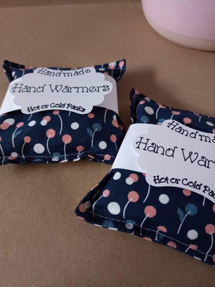 Crazziemomma's tweet photo. The latest addition to my #etsy shop: Dark Blue Flower Design Pocket Hand Warmers - Handmade - Perfect for Cold Weather - Make Great Stocking Fillers - Can be used as Cold Packs https://t.co/yXJubClIlL https://t.co/k8BWwOnMSt