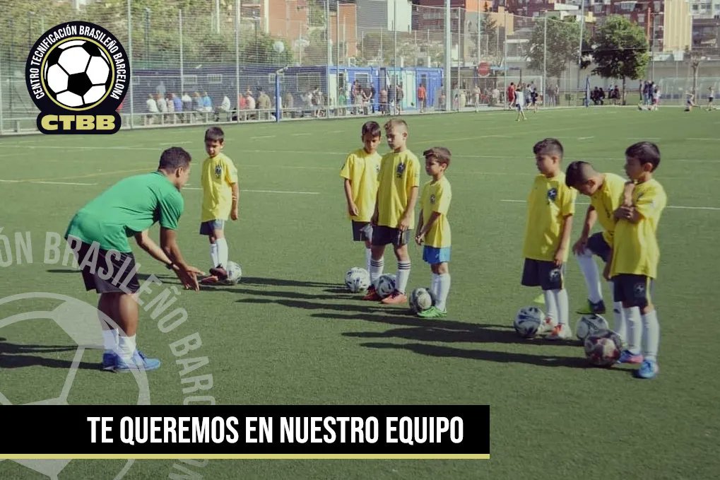 CTBBFUTBOL's tweet photo. Trae a tus niños a jugar fútbol. Creemos que es un deporte donde el balón es lo más importante. Fomentamos una filosofía de juego de posesión del balón y el control del juego. +Info: https://t.co/e5RScadArL
#futbolbarcelona  #barcelona #escueladefutbol #tecnificacionfutbol https://t.co/V8sIOjr5dB
