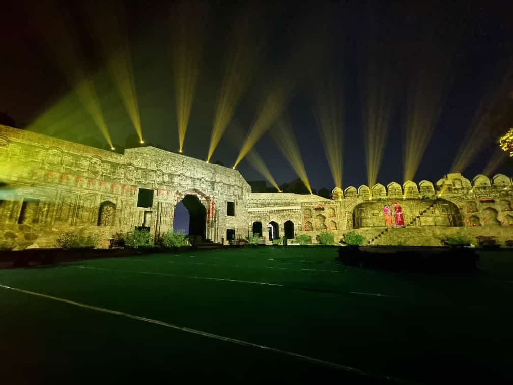 Jhansi_DM's tweet photo. Light &amp; Sound Show at Jhansi fort.
#JhansiJalsa https://t.co/Rg7bKVodfy