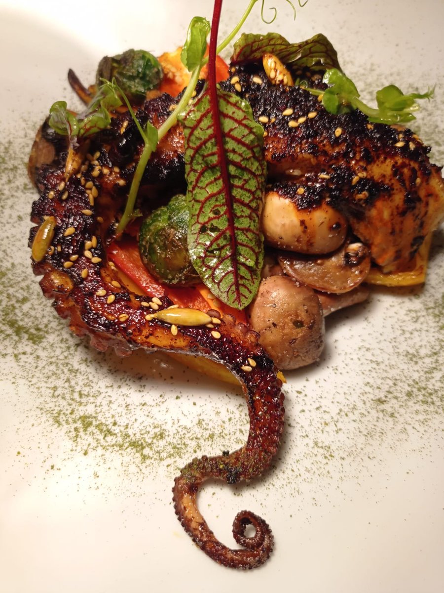 Food and Travel MX tweet media