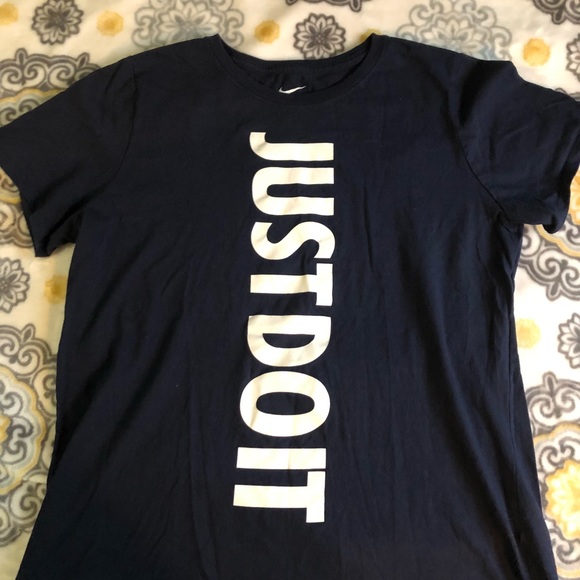 thechicbirdie's tweet photo. So good I had to share! Check out all the items I'm loving on @Poshmarkapp #poshmark #fashion #style #shopmycloset #nike #graysonthreads: https://t.co/df6M9ldE2x https://t.co/KmeHb89zDI