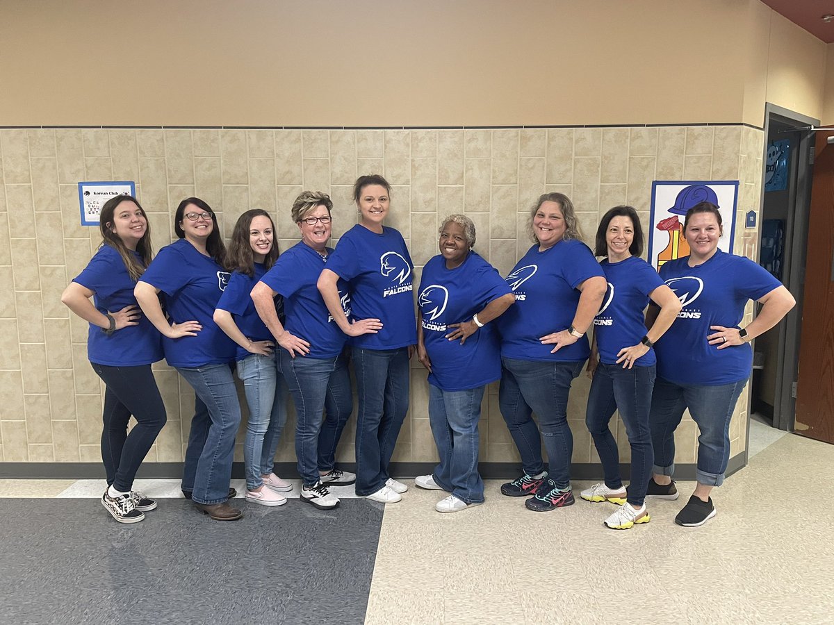 maegibbsl's tweet photo. Happy paraprofessional day to the best crew!! @NFHS_TrueNorth @PrincipalJung https://t.co/xfqBZyXA2n