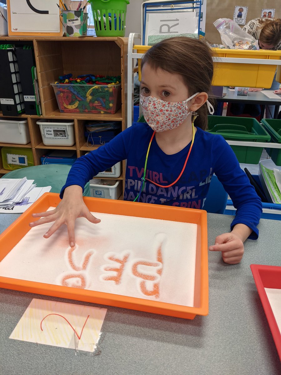 Sand tray sensory fun 💚 #HVPK #BearTavernPride